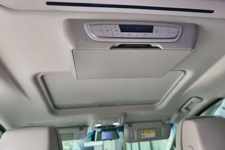 Used Buick GL8 2020 ES Land Cruiser 653T Comfort Edition Headliner