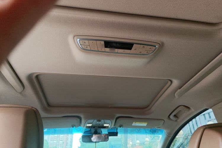 Used Buick GL8 2020 ES Land Cruiser 653T Luxury Model Headliner