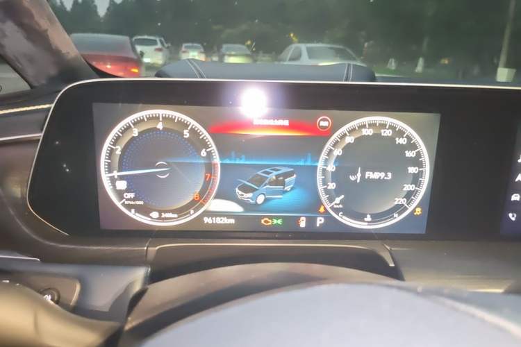 Used Buick GL8 2020 ES Land Cruiser 653T Comfort Edition Instrument Cluster