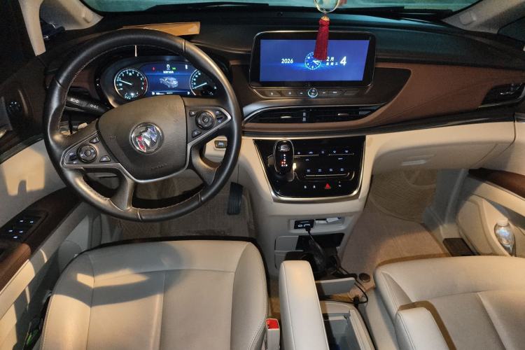 Used Buick GL8 2020 Land Business Class 652T Luxury Model Interior 2