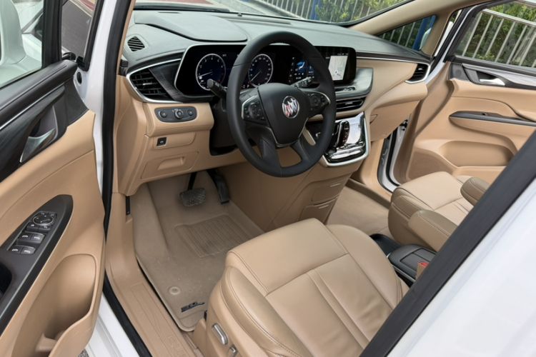 Used Buick GL8 2020 ES Land Cruiser 653T Luxury Edition Interior 5