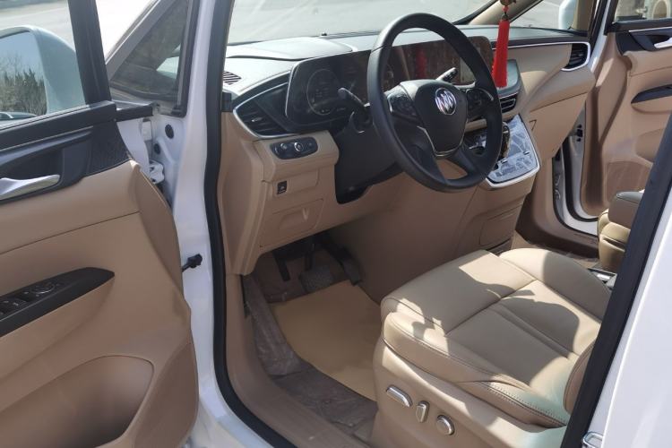 Used Buick GL8 2020 ES Land Cruiser 653T Luxury Edition Interior 5