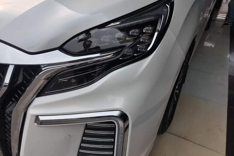 Used Buick GL8 2020 ES Land Cruiser 653T Luxury Edition Left Front Headlight