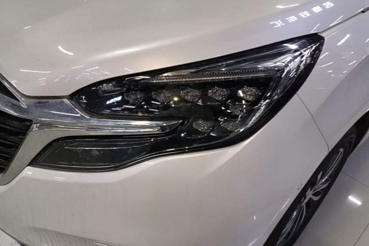 Used Buick GL8 2020 ES Land Cruiser 653T Luxury Edition Left Front Headlight