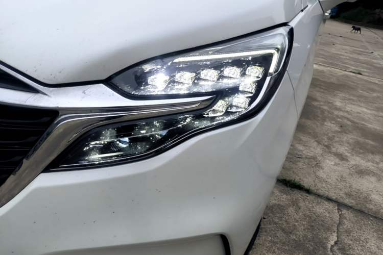 Used Buick GL8 2020 ES Land Cruiser 653T Flagship Model Left Front Headlight