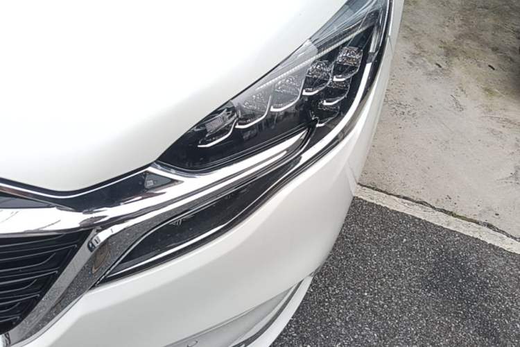 Used Buick GL8 2020 ES Land Cruiser 653T Luxury Edition Left Front Headlight