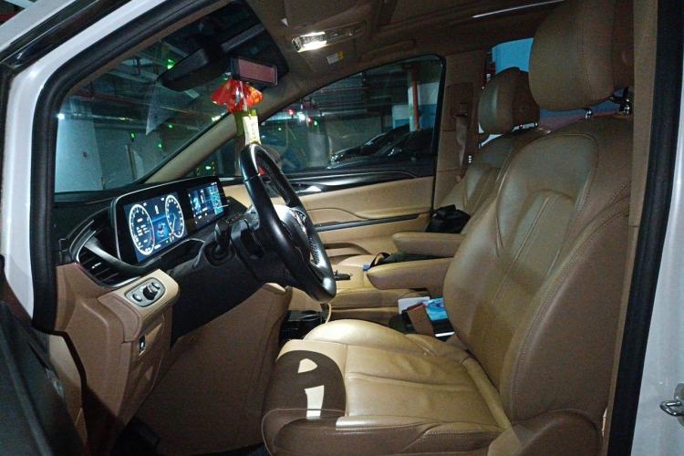Used Buick GL8 2020 ES Land Cruiser 653T Flagship Model Left Front Seat