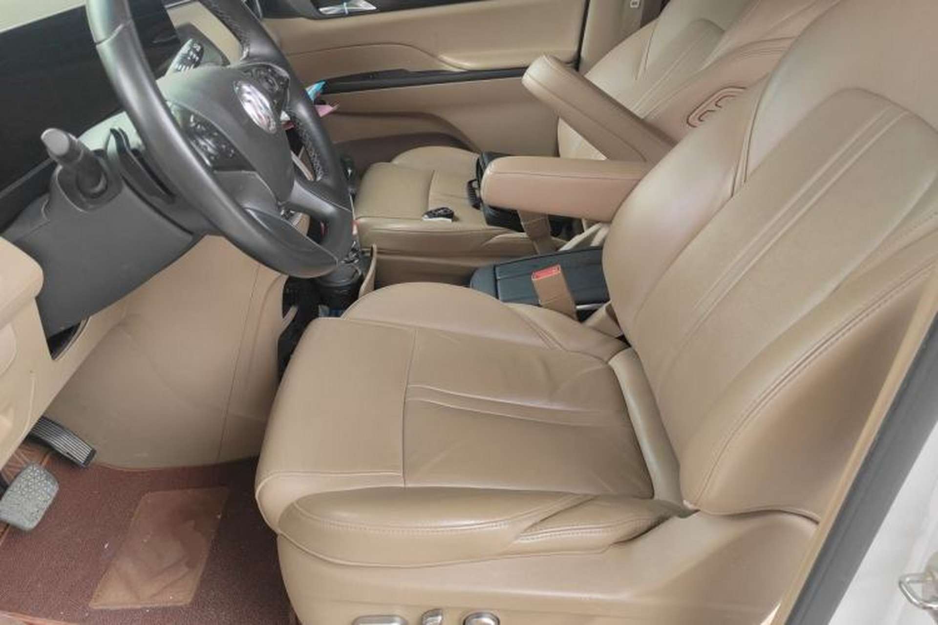 Used Buick GL8 2020 ES Land Cruiser 653T Luxury Edition Left Front Seat