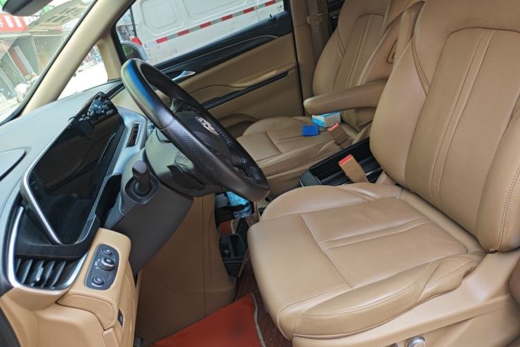 Used Buick GL8 2020 ES Land Cruiser 653T Flagship Model Left Front Seat
