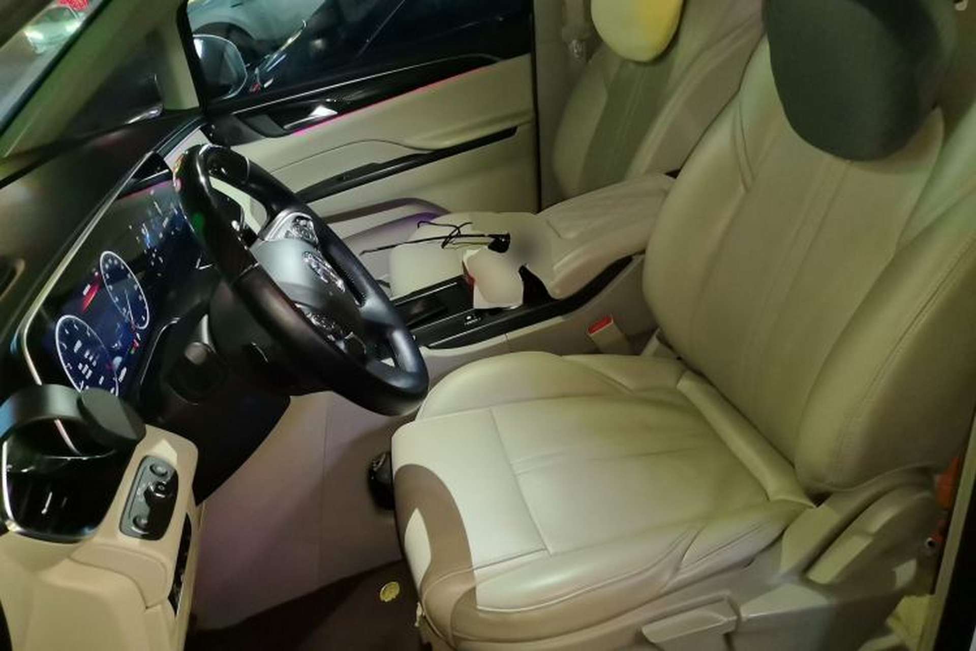 Used Buick GL8 2020 ES Land Cruiser 653T Comfort Edition Left Front Seat