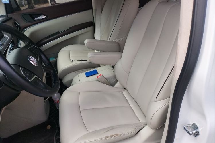Used Buick GL8 2020 Land Business Class 652T Premium Model Left Front Seat