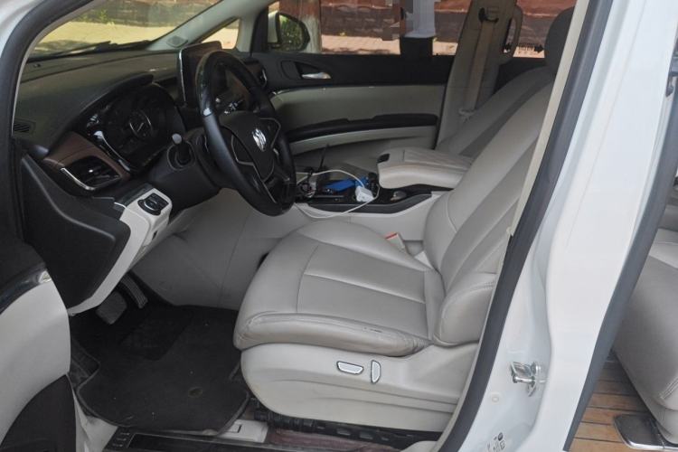 Used Buick GL8 2020 Land Cruiser Executive Class 652T Comfort Model Left Front Seat