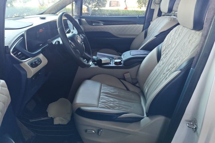 Used Buick GL8 2020 ES Land Cruiser 653T Comfort Edition Left Front Seat