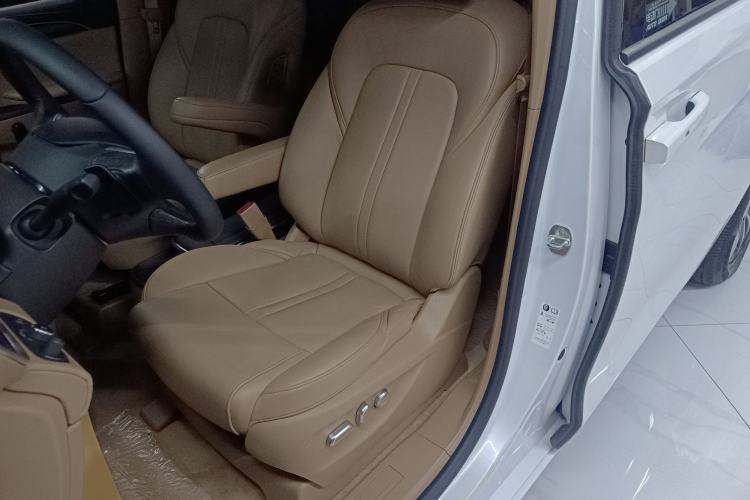 Used Buick GL8 2020 ES Land Cruiser 653T Luxury Edition Left Front Seat