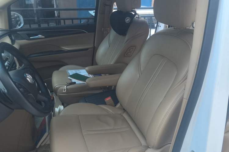 Used Buick GL8 2020 ES Land Cruiser 653T Flagship Model Left Front Seat