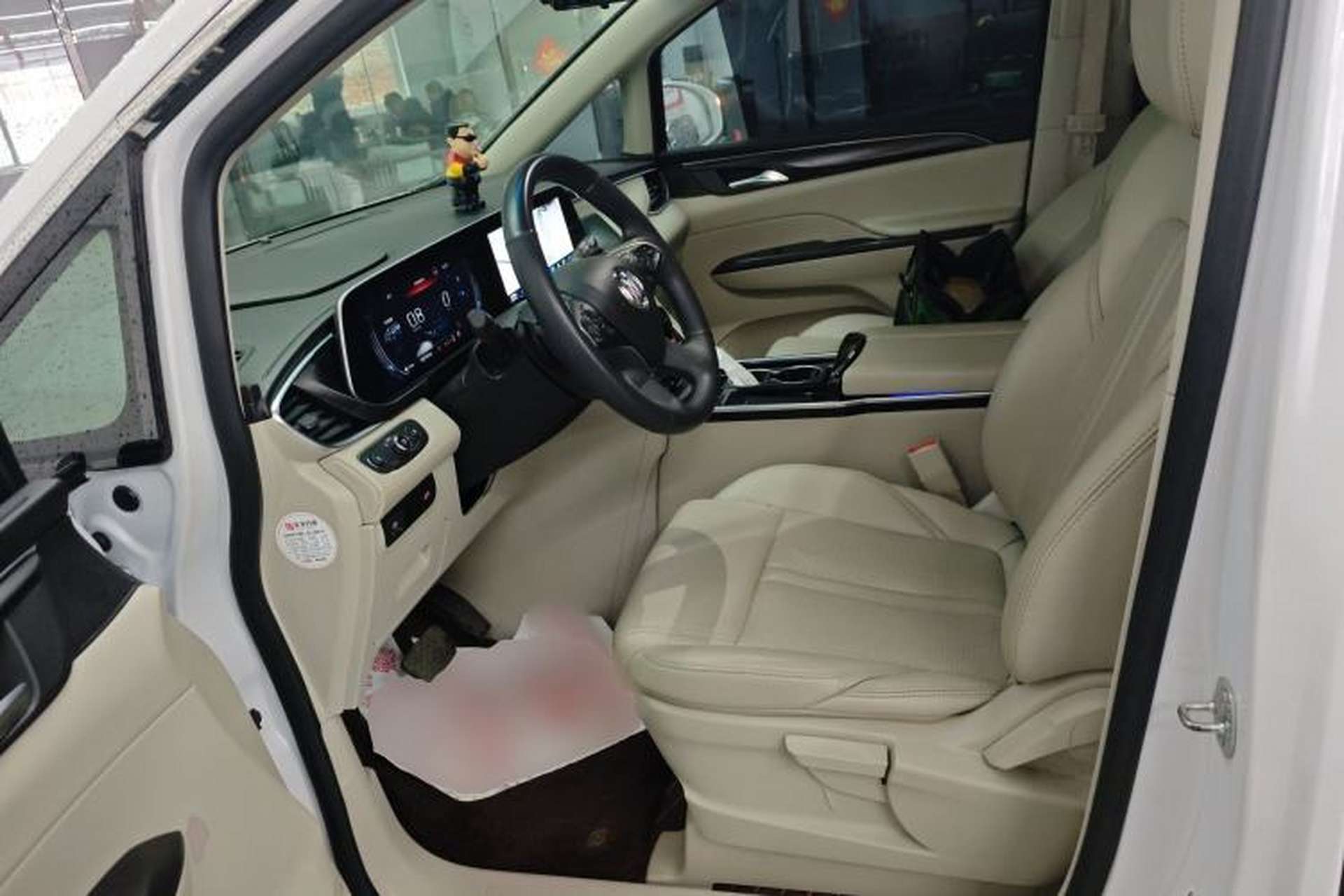 Used Buick GL8 2020 ES Land Cruiser 653T Comfort Edition Left Front Seat