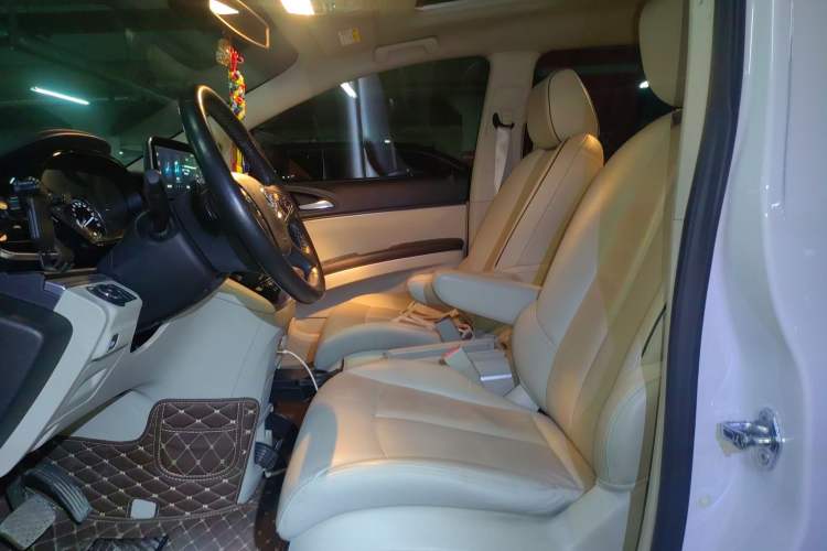Used Buick GL8 2020 Land Business Class 652T Luxury Model Left Front Seat
