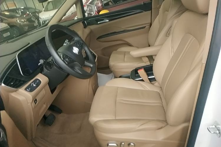 Used Buick GL8 2020 ES Land Cruiser 653T Luxury Model Left Front Seat