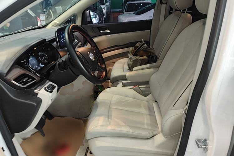 Used Buick GL8 2020 Land Business Class 652T Luxury Model Left Front Seat