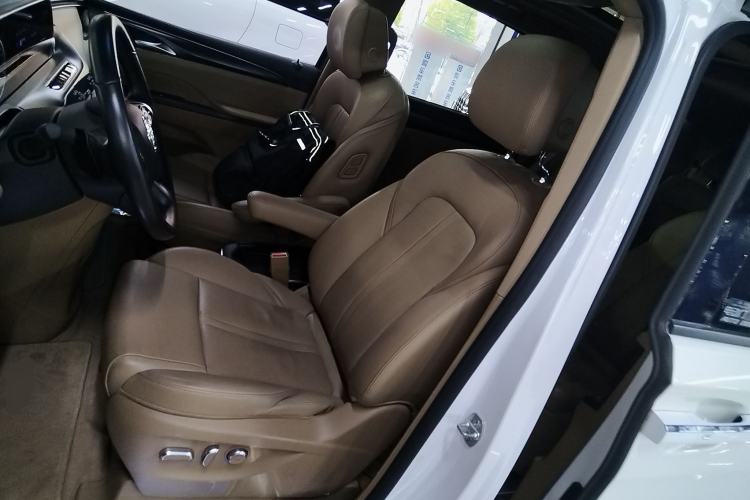 Used Buick GL8 2020 ES Land Cruiser 653T Flagship Model Left Front Seat