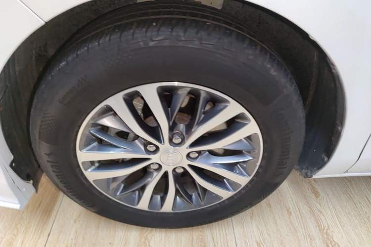 Used Buick GL8 2020 ES Land Cruiser 653T Luxury Edition Left Front Wheel Hub
