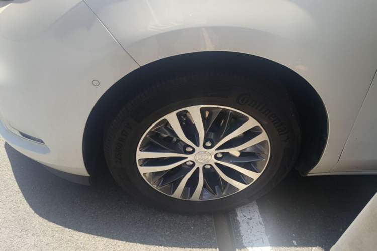 Used Buick GL8 2020 ES Land Cruiser 653T Luxury Edition Left Front Wheel Hub