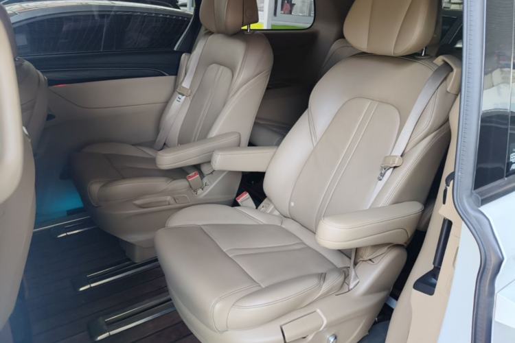 Used Buick GL8 2020 ES Land Cruiser 653T Luxury Edition Left Rear Seat