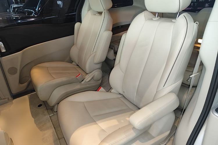 Used Buick GL8 2020 Land Business Class 652T Luxury Model Left Rear Seat
