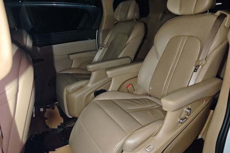 Used Buick GL8 2020 ES Land Cruiser 653T Luxury Model Left Rear Seat