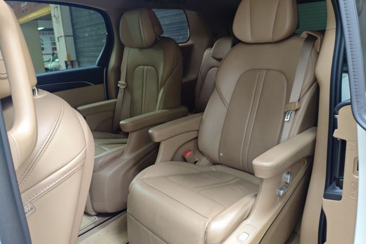Used Buick GL8 2020 ES Land Cruiser 653T Luxury Model Left Rear Seat