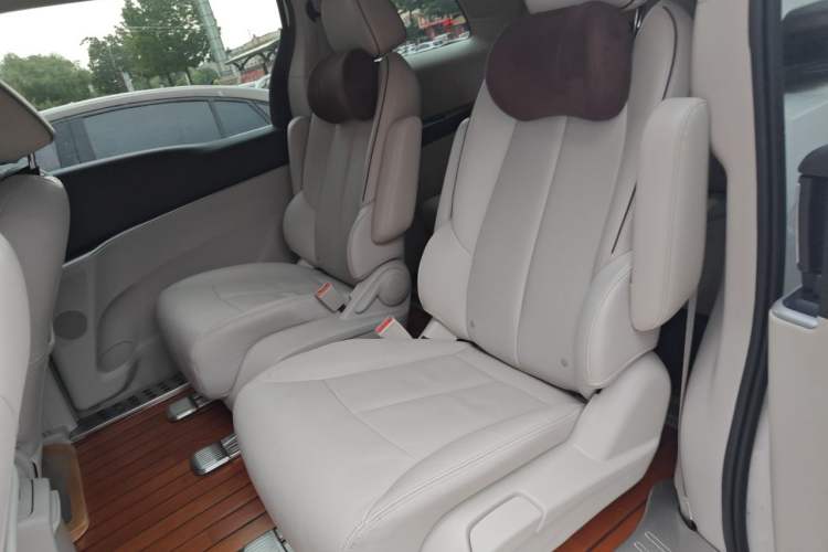 Used Buick GL8 2020 Land Business Class 652T Luxury Model Left Rear Seat