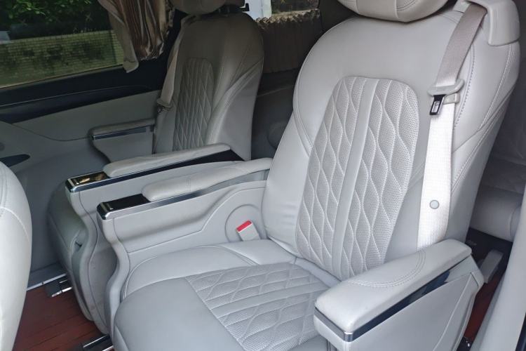 Used Buick GL8 2020 ES Land Cruiser 653T Comfort Edition Left Rear Seat