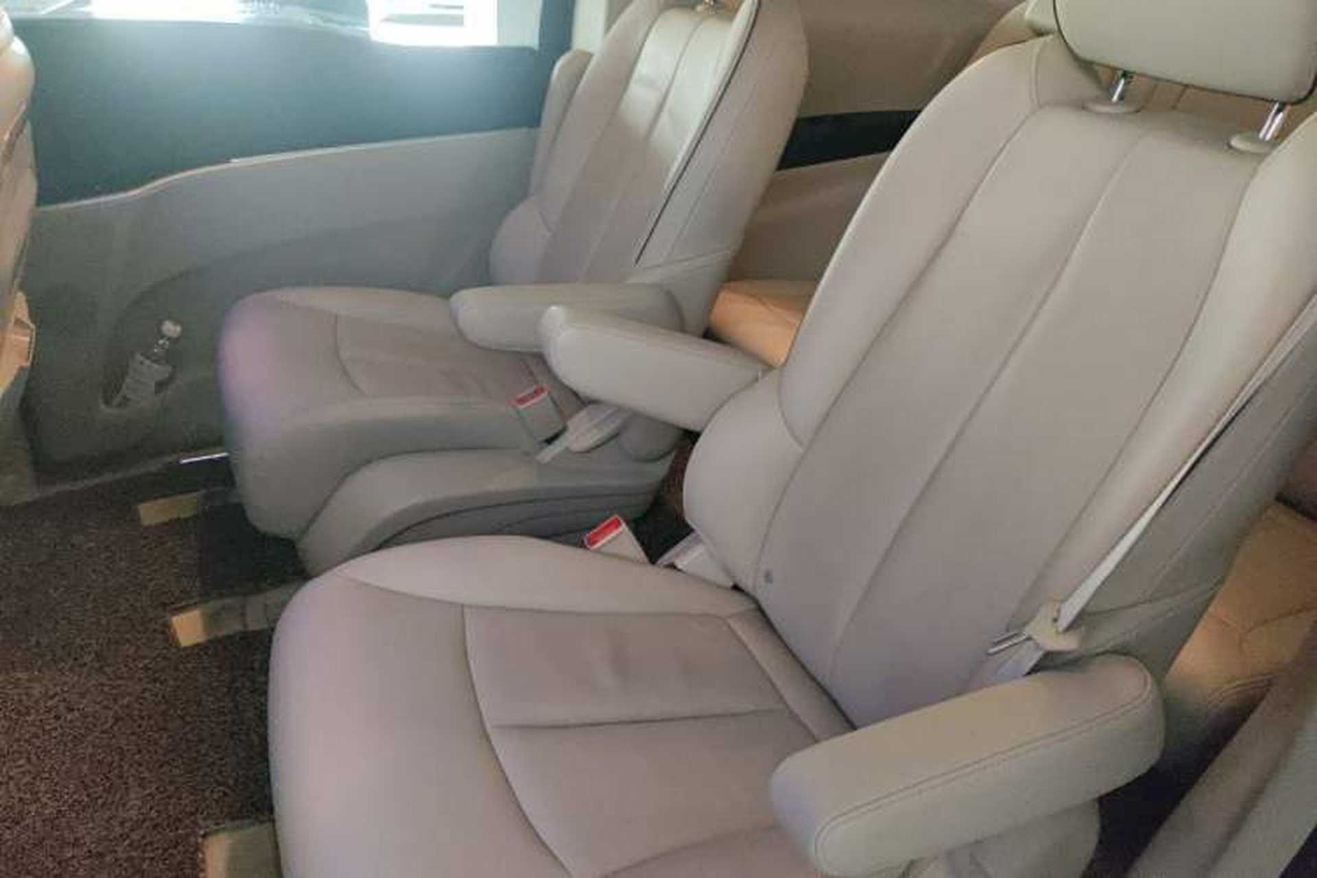 Used Buick GL8 2020 Land Business Class 652T Premium Model Left Rear Seat