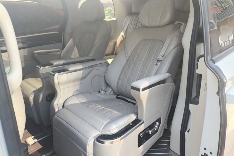Used Buick GL8 2020 ES Land Cruiser 653T Comfort Edition Left Rear Seat