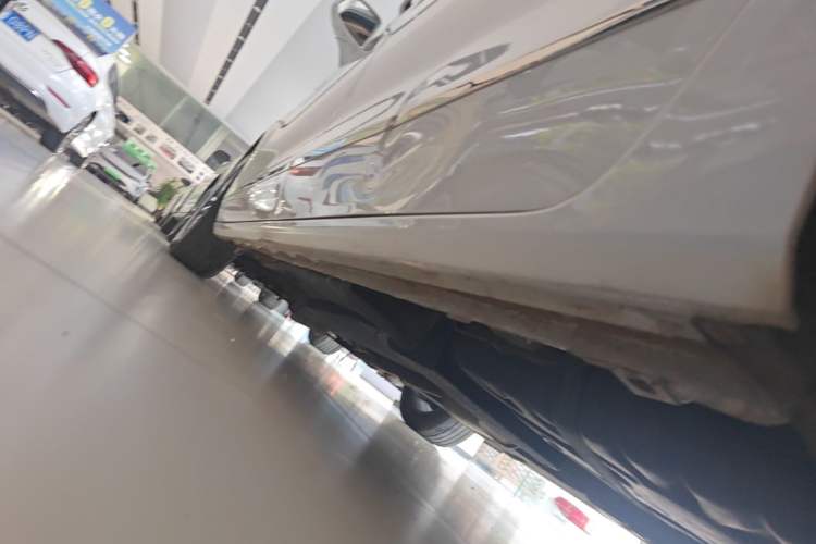 Used Buick GL8 2020 ES Land Cruiser 653T Luxury Edition Left Side Sill