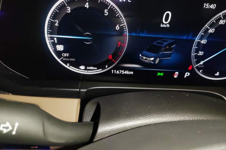 Used Buick GL8 2020 ES Land Cruiser 653T Luxury Edition Odometer Close Up