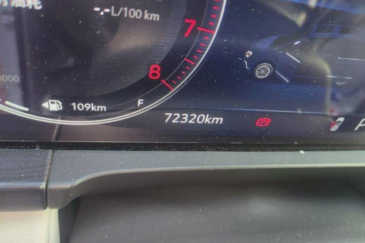 Used Buick GL8 2020 ES Land Cruiser 653T Comfort Edition Odometer Close Up