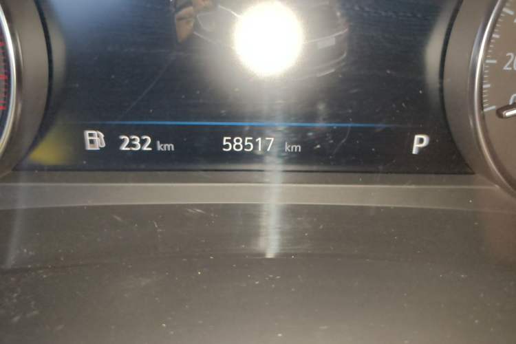Used Buick GL8 2020 Land Cruiser Executive Class 652T Comfort Model Odometer Close Up