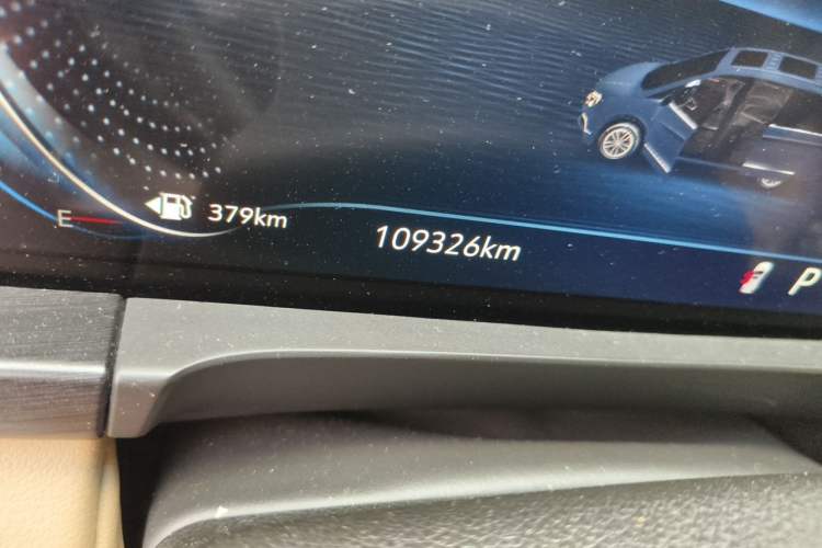 Used Buick GL8 2020 ES Land Cruiser 653T Luxury Edition Odometer Close Up
