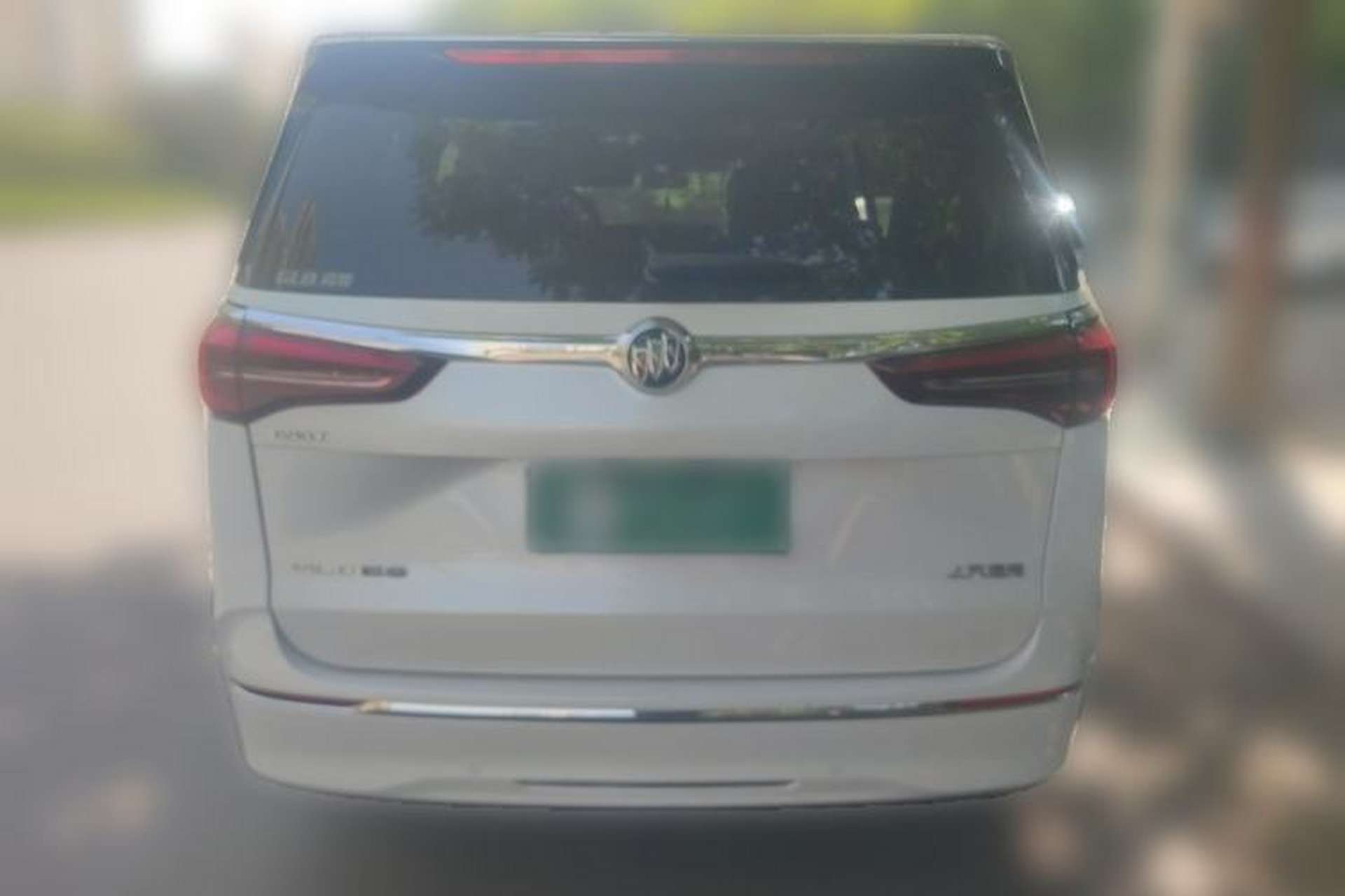 Used Buick GL8 2020 ES Land Cruiser 653T Luxury Model Rear