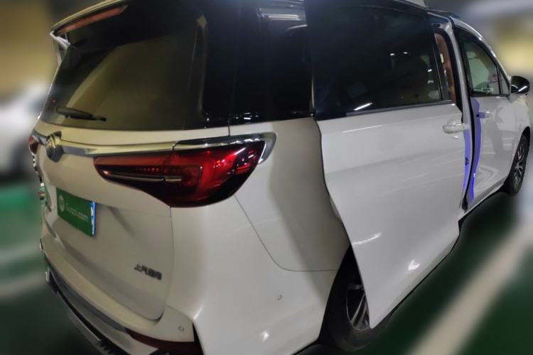 Used Buick GL8 2020 ES Land Cruiser 653T Luxury Edition Rear Right 45 Deg