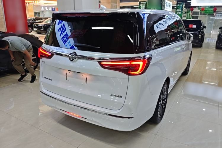Used Buick GL8 2020 ES Land Cruiser 653T Luxury Model Rear Right 45 Deg