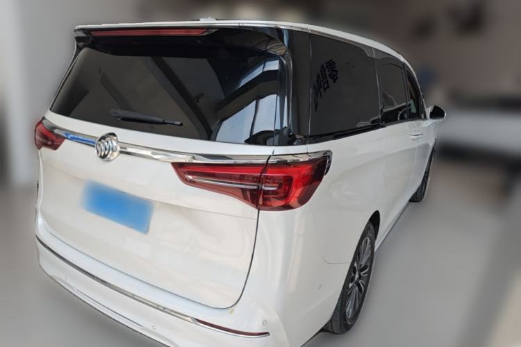 Used Buick GL8 2020 ES Land Cruiser 653T Luxury Model Rear Right 45 Deg