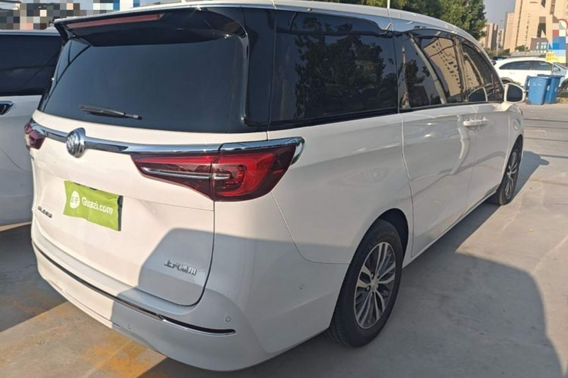 Used Buick GL8 2020 ES Land Cruiser 653T Luxury Edition Rear Right 45 Deg