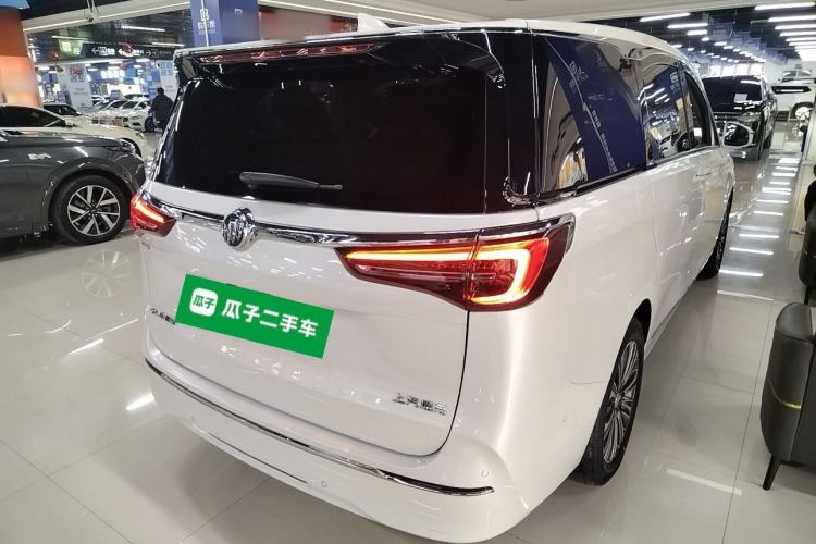 Used Buick GL8 2020 ES Land Cruiser 653T Flagship Model Rear Right 45 Deg