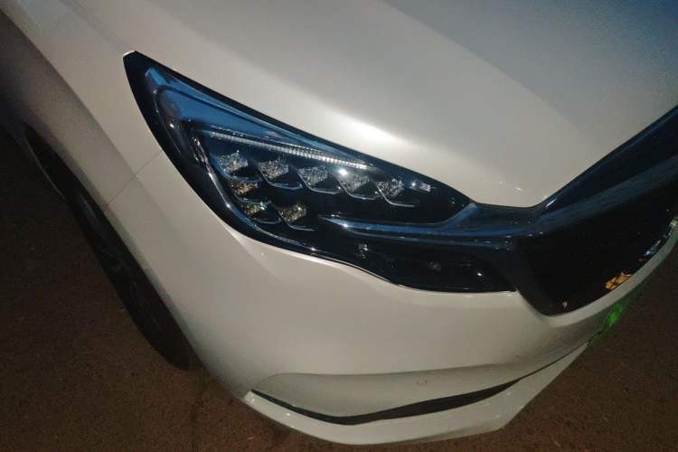 Used Buick GL8 2020 ES Land Cruiser 653T Luxury Edition Right Front Headlight