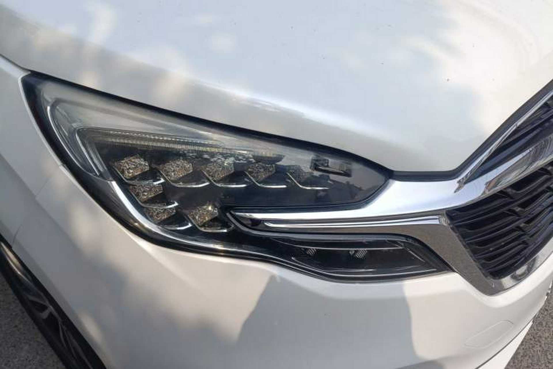 Used Buick GL8 2020 ES Land Cruiser 653T Comfort Edition Right Front Headlight