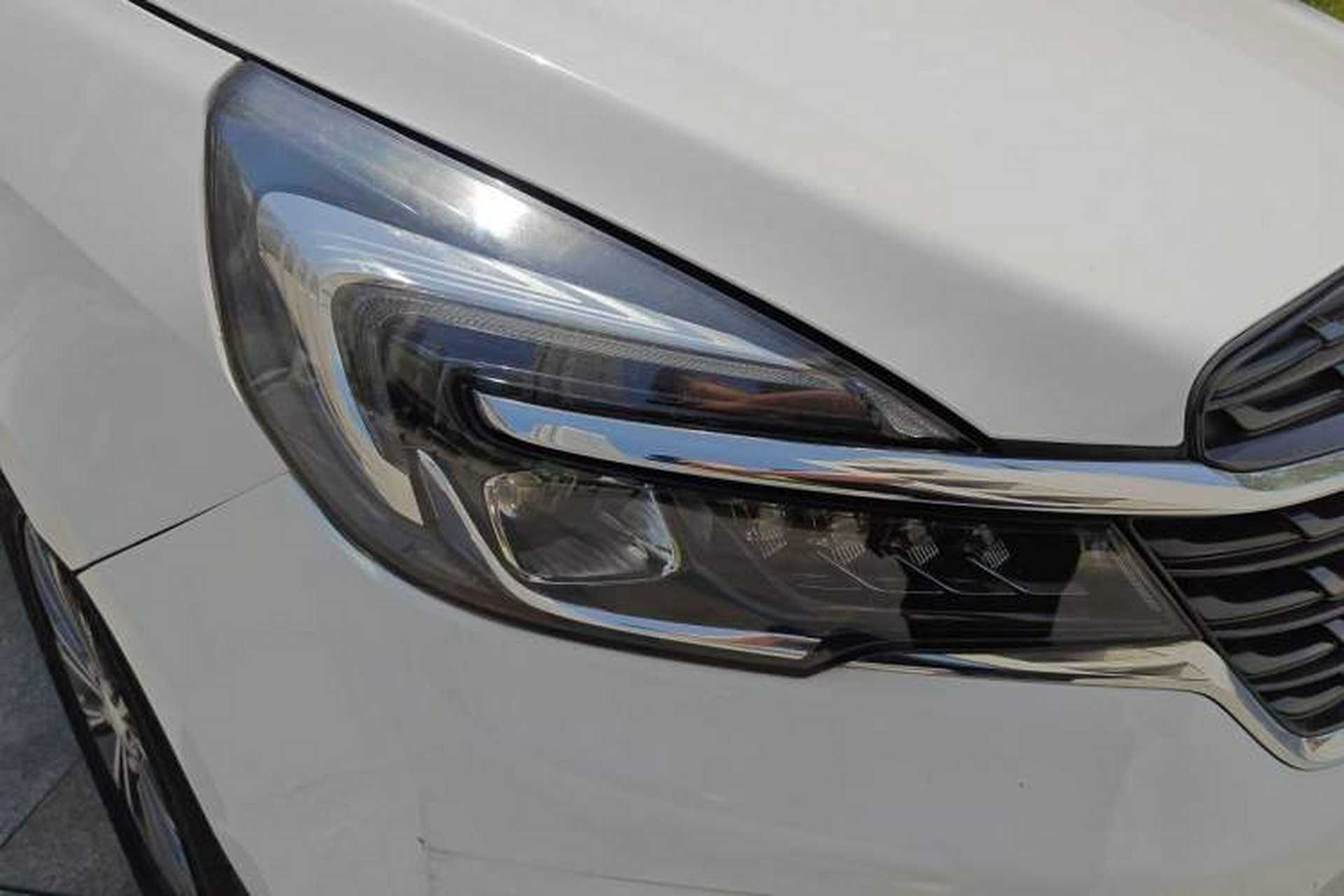 Used Buick GL8 2020 Land Cruiser Executive Class 652T Comfort Model Right Front Headlight