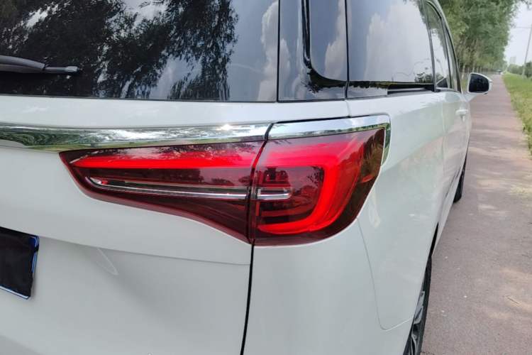 Used Buick GL8 2020 ES Land Cruiser 653T Comfort Edition Right Rear Taillight