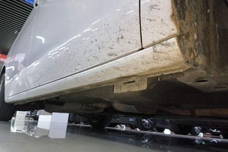 Used Buick GL8 2020 ES Land Cruiser 653T Luxury Edition Right Side Sill